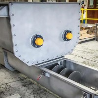Bins, hoppers and mix tanks