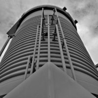Limpet coil pressure vessel for the petrochemical industry