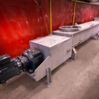 Stainless steel screw conveyors for overseas petrochemical plant