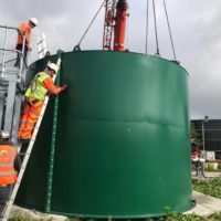 Lime slurry storage tank