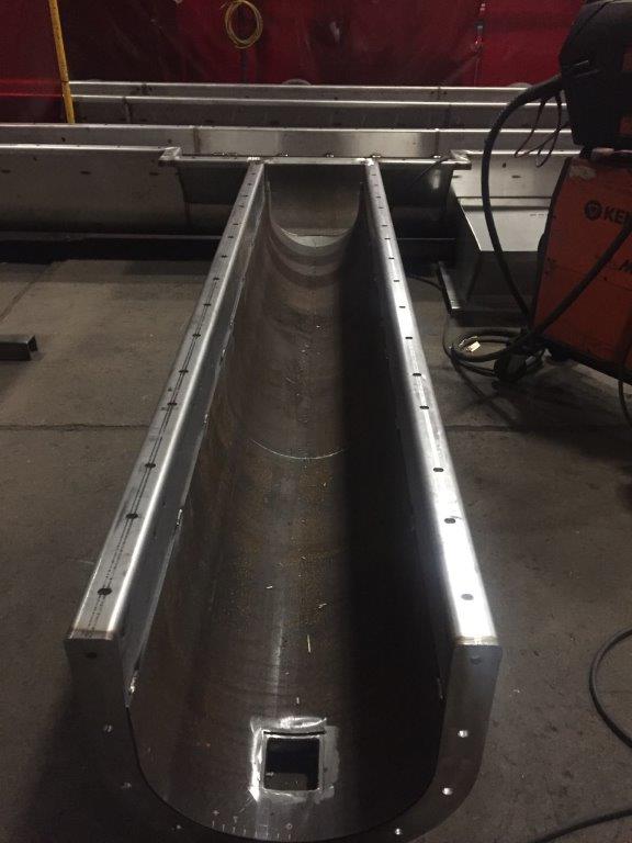 Centreless screw conveyors in production
