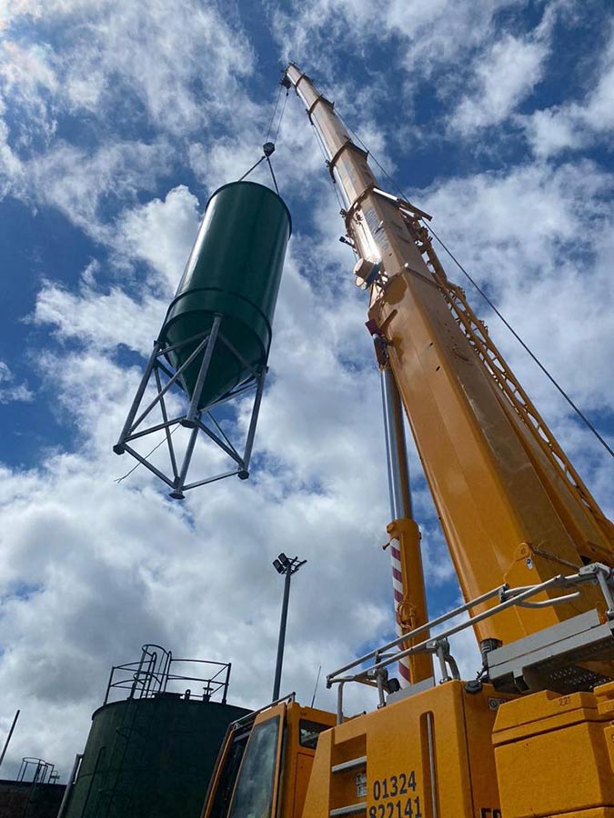 Craning in of carbon steel silos