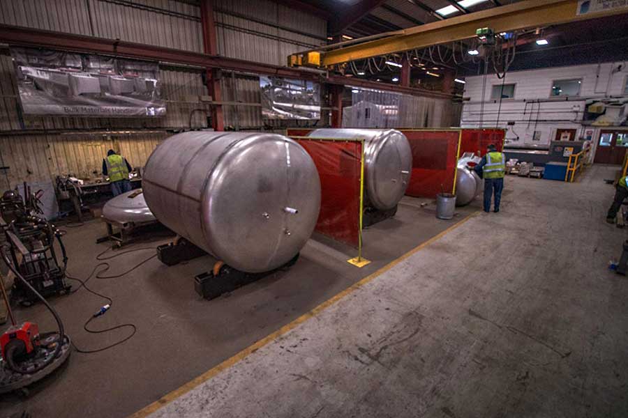 Design and manufacture of pressure vessels for the bulk materials industry